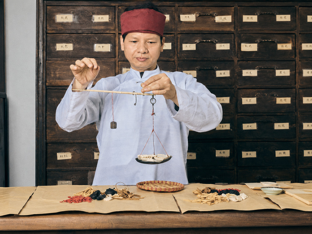Nghề bào chế và bài thuốc cổ phương